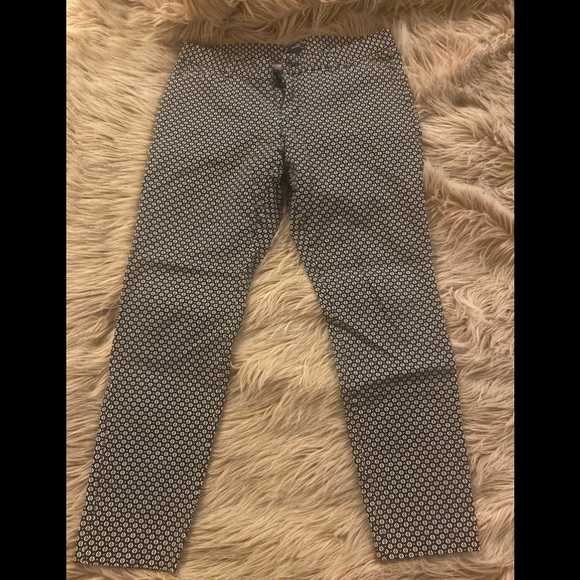 Like new Gap Slim City straight leg stretch patterned pants - Picture 3 of 5